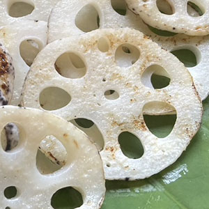 うま味や甘みが凝縮。 皮ごと焼いておいしいれんこん